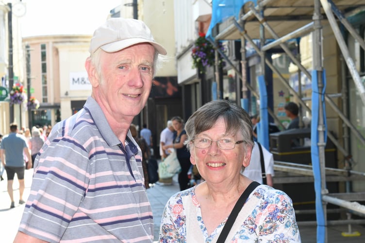 Public opinions on the future of the Summerland site - Roy Howland and Linda Howland (Onchan)