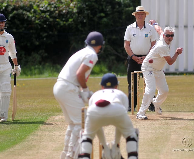 MATCH GALLERY: Ashburton vs Kingsbridge