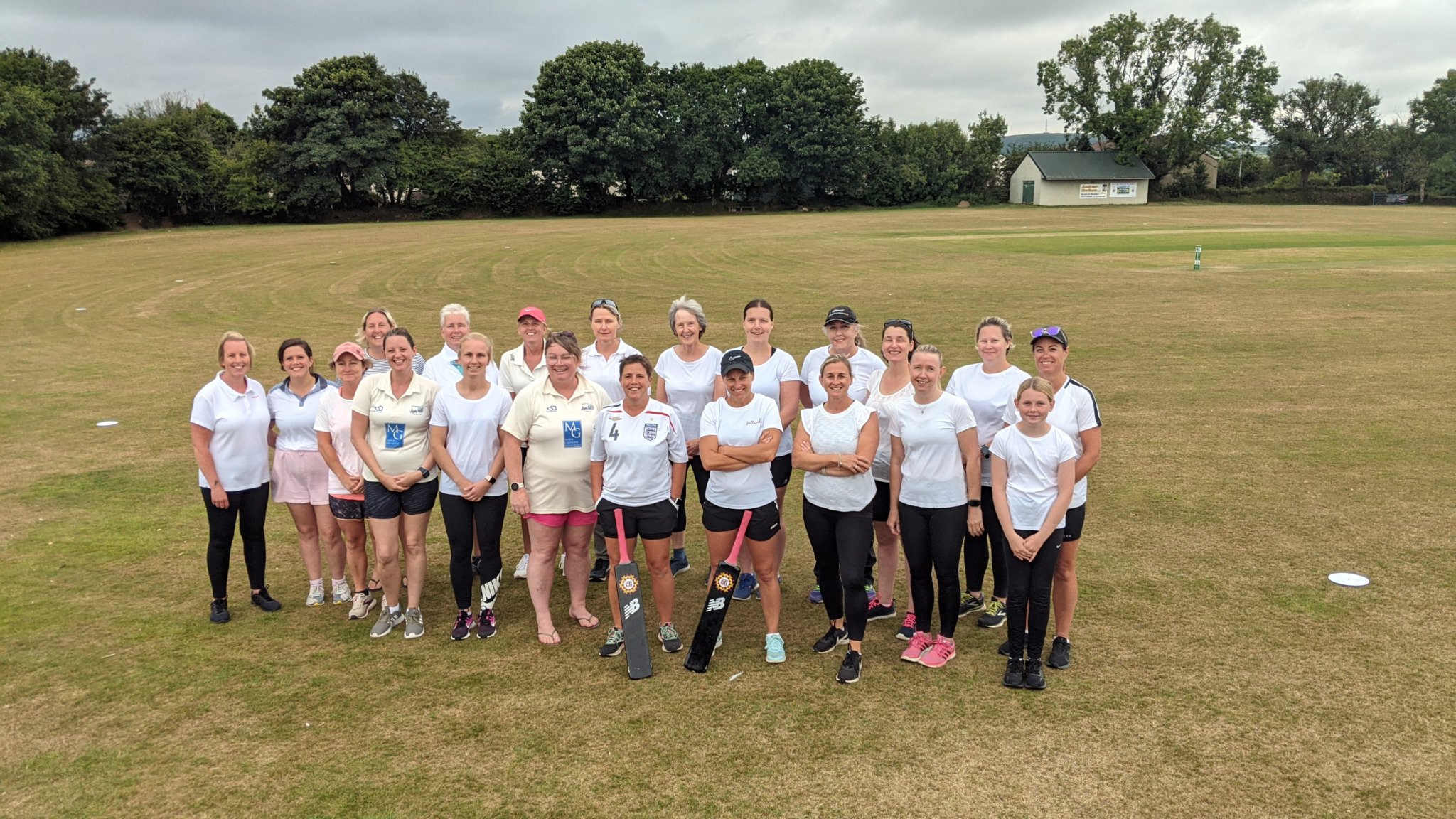 Liskeard Ladies softball cricket team