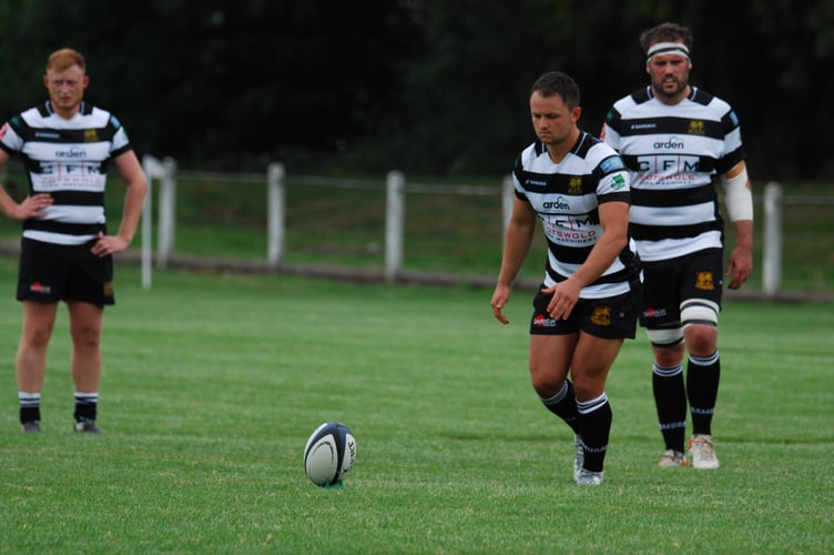 Outside half Brad Barnes kicked 8 of Lydney’s points