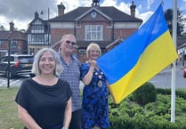 Haslemere mayor raises Ukrainian flag