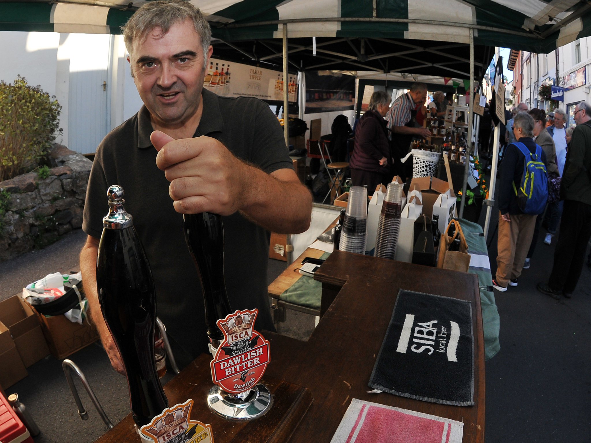 Photo: Steve Pope MDA100922A_SP011
Nourish Food Festival at Bovey Tracey. Andy Oakes from Dawlish-based Isca Ales
