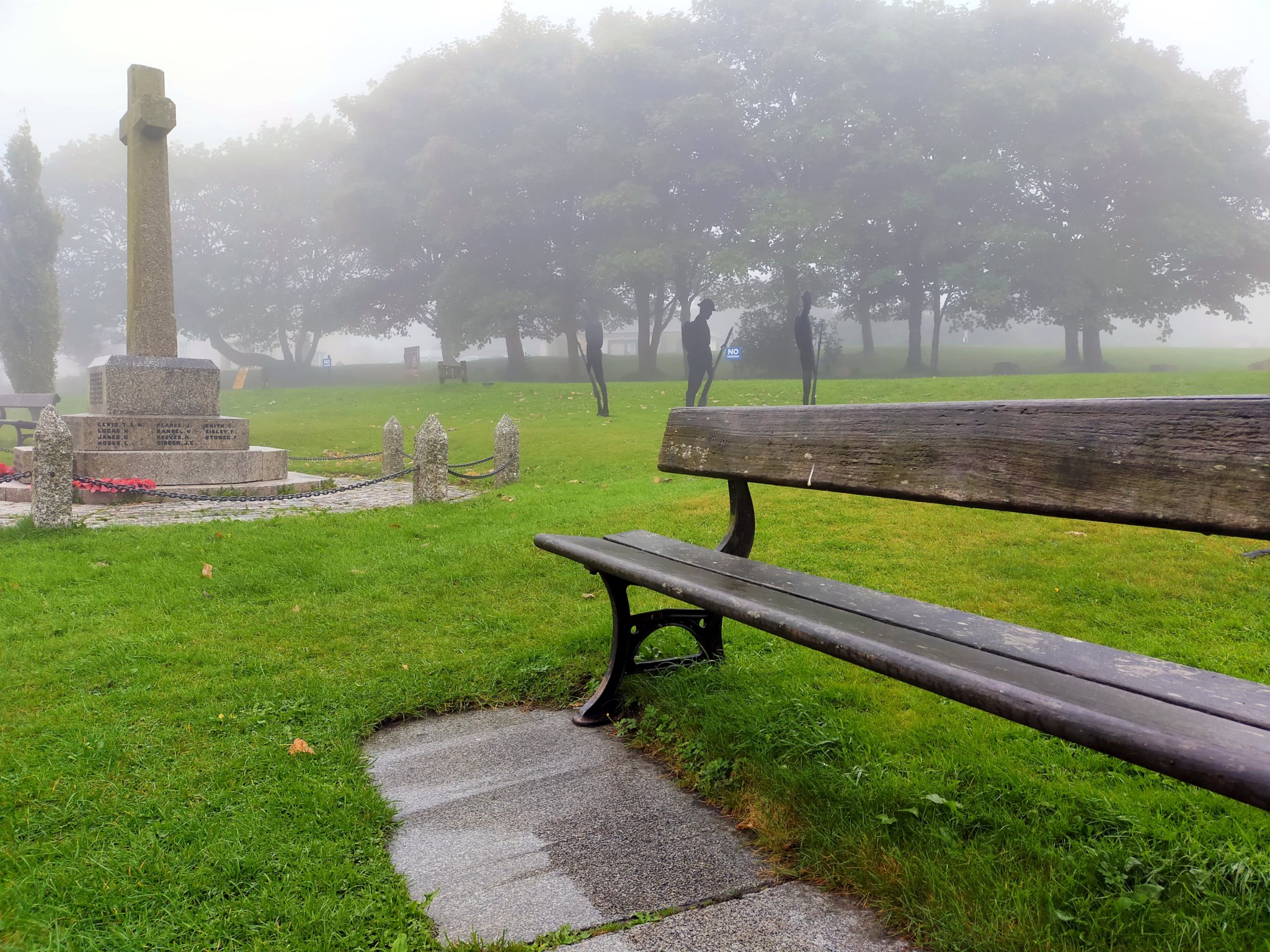 Princetown memorial benches
