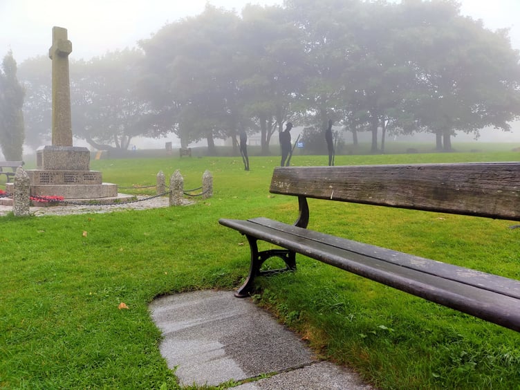 Princetown memorial benches