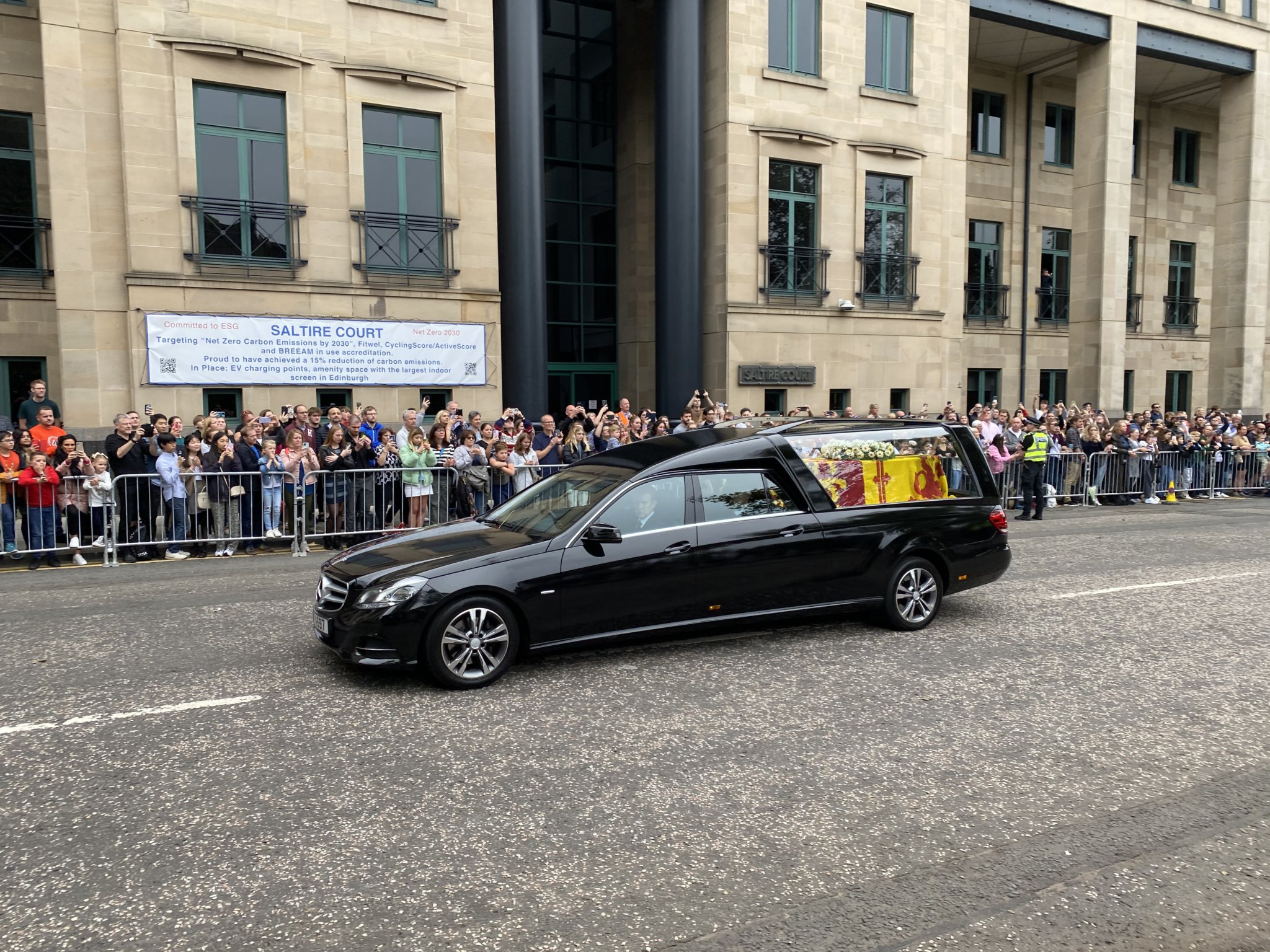 The Queen's coffin arriving in Edinburgh Photo: Frank Schuengel