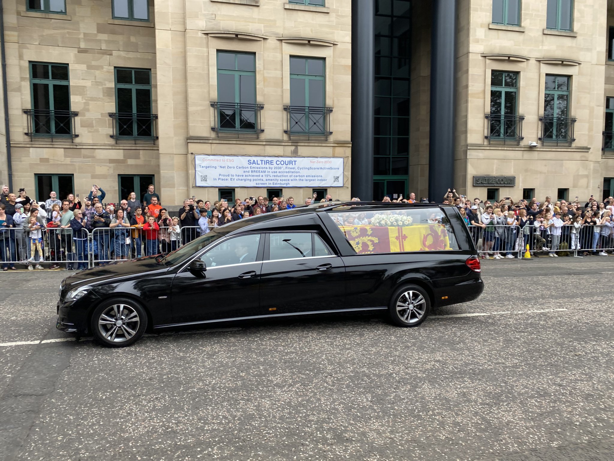 The Queen's coffin arriving in Edinburgh Photo: Frank Schuengel