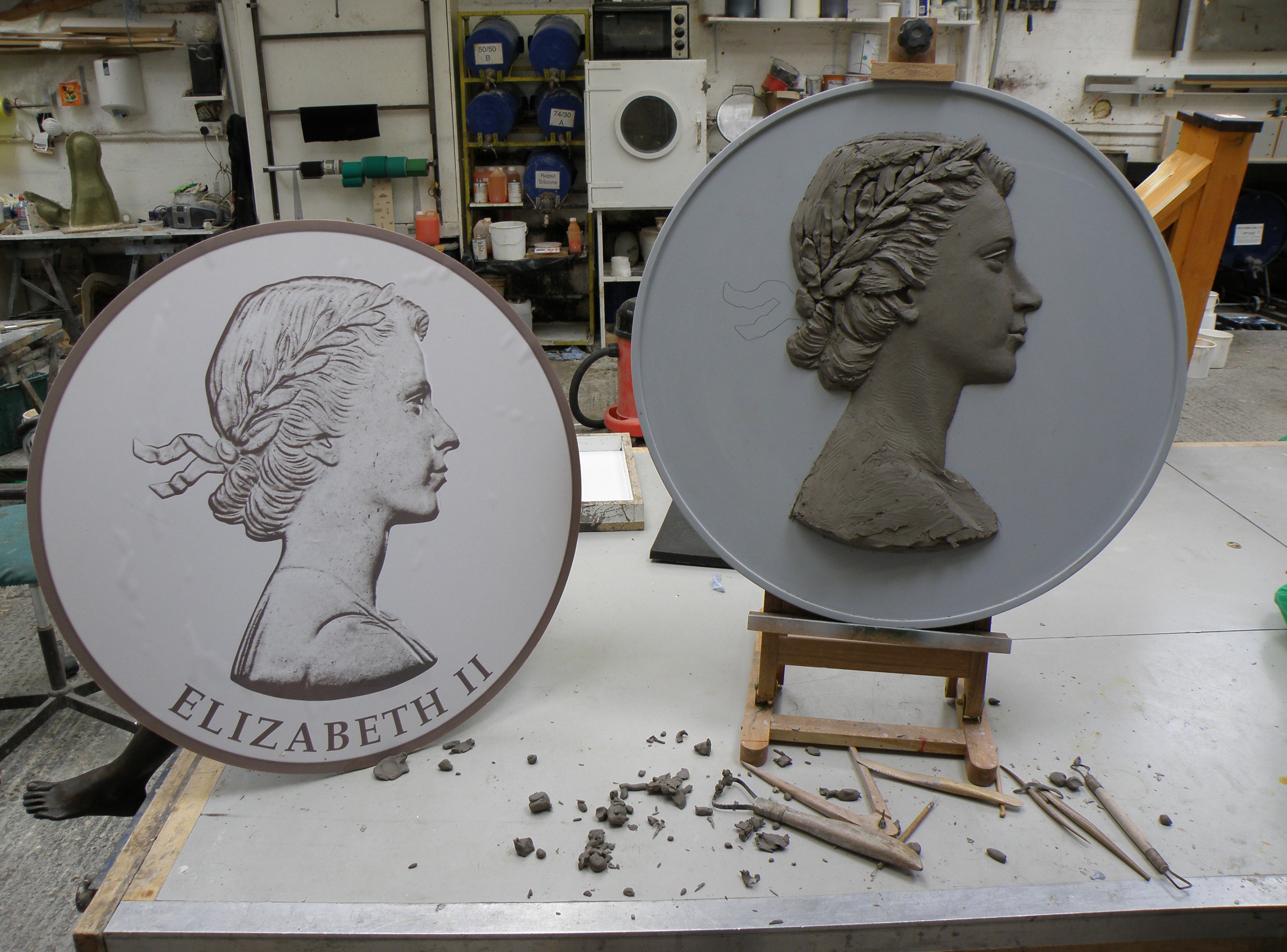 The Royal Mint profile portrait created by Master Sculptor Andrew Sinclair for The Royal Box at Ascot.