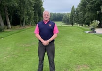 Bull’s-eye as Phil hits birdie spree