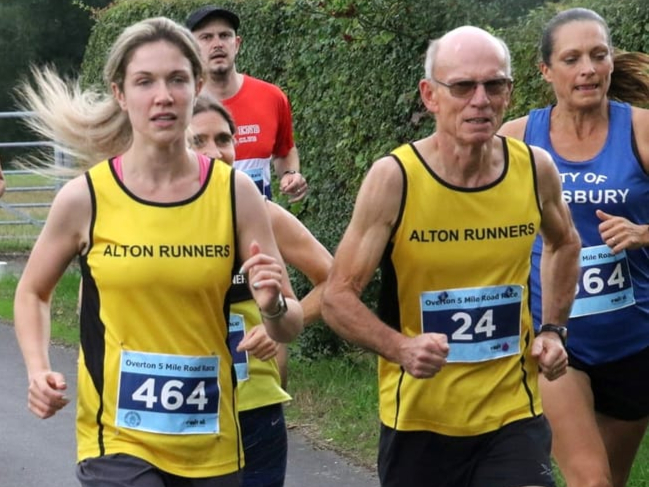 Abbie Hook and Richard Bacon at the Overton 5. Photo by Barry Cornelius