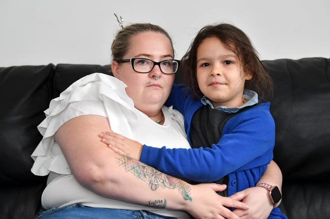 Mum of four, trying to sort transport for her youngest, Justice, who is 6, but SCC have left her in the lurch. Claire Nash with daughter Justice (6). photographer byline Darren Pepe.