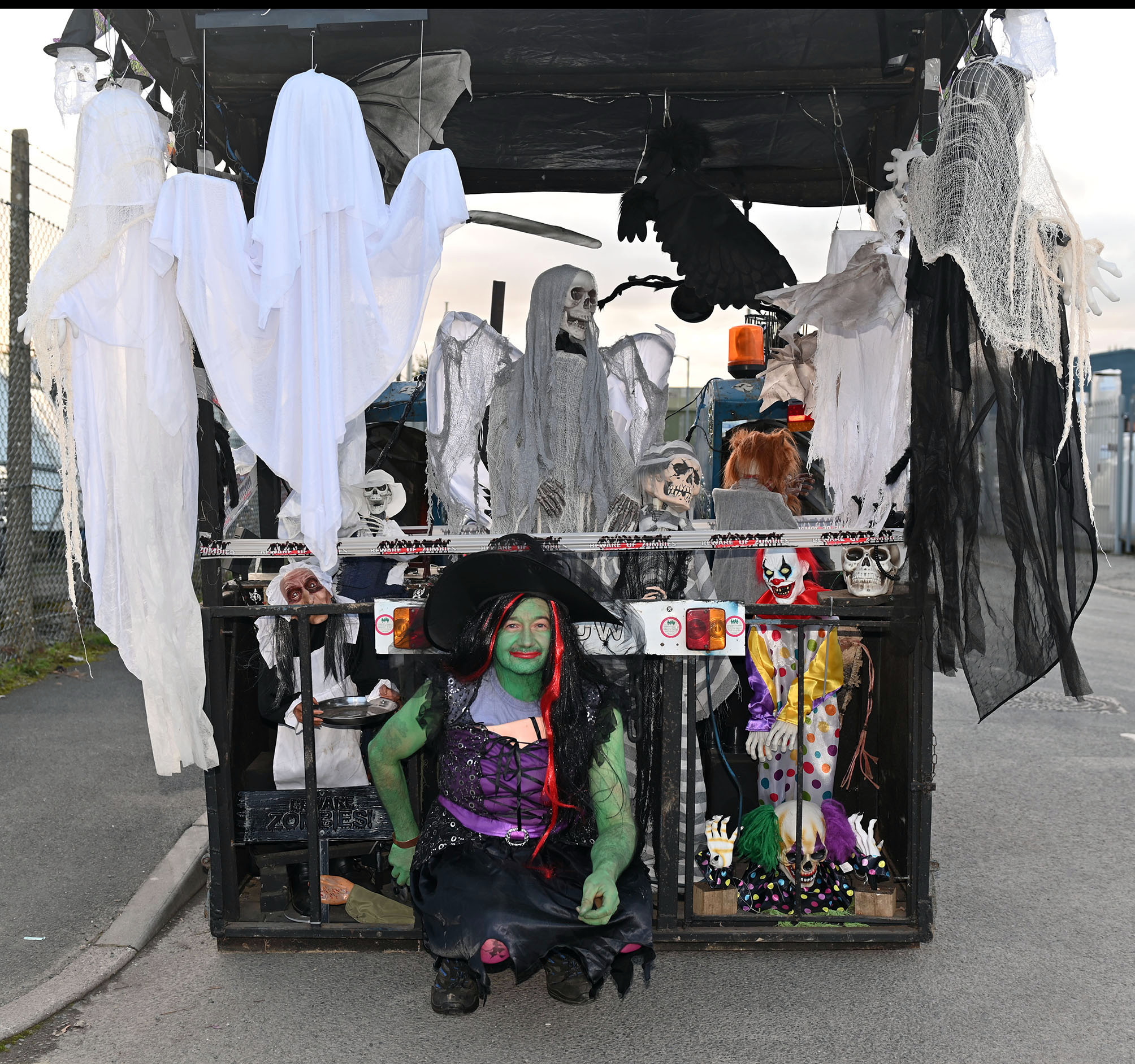 Ian Mills with "Halloween on Tour"