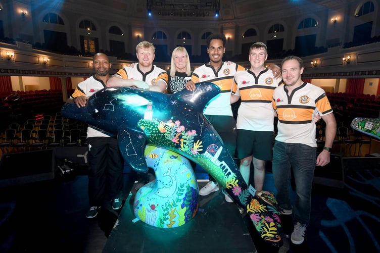 The final auction event for the ‘Big Splash’ campaign, raising money for Hospice Isle of Man - the Vagabonds rugby team acted as ‘Dolphin Wranglers’ on stage