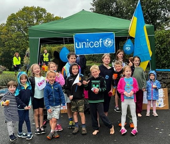 ABOVE LEFT: William Slatcher, assisted by friends, who came up with the idea of a fundraising Trusham Triathlon.
ABOVE AND RIGHT: Action from the Trusham Triathlon.
Pictures: Judith
Rowland