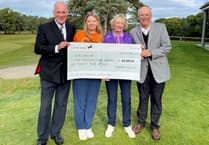 Blackmoor Golf Club raises Myeloma UK funds with 2022 donation