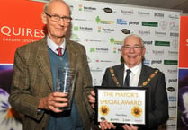 Conservation hero receives award at Farnham in Bloom Community Awards