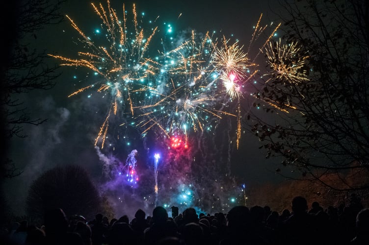 Farnham Fireworks and Torchlit Procession 2022