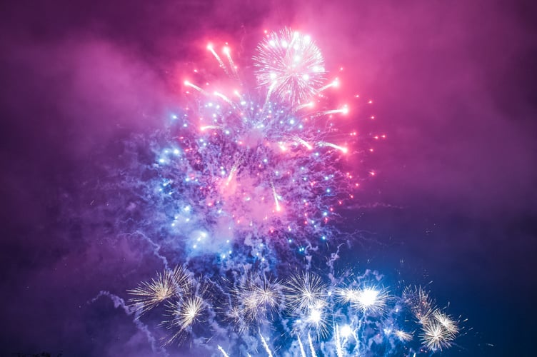 Farnham Fireworks and Torchlit Procession 2022