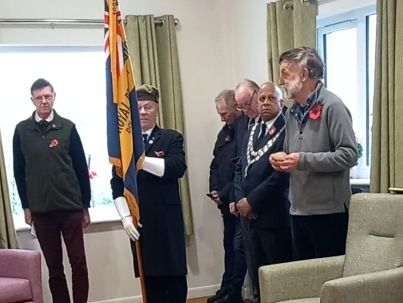 The residents of Cefn Rodyn Care Home in Dolgellau enjoyed “a lovely” Remembrance Service on Friday