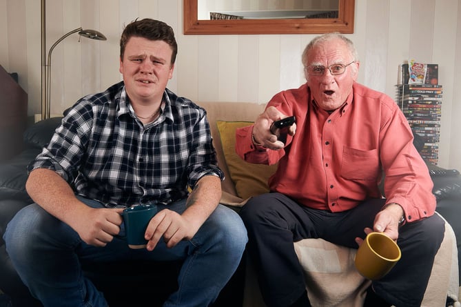 Gwynedd friends and families take part in Welsh Gogglebox cambrian