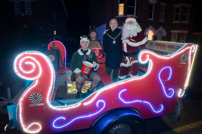 Santa and his helpers will be out and about in Folly Hill, South Farnham, The Chantries, Heath End, Rowledge and central Farnham between December 5 and 21