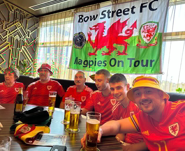 Cymru fans from Bow Street soak up the World Cup atmosphere in Qatar