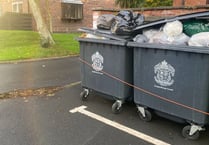 MHKs call for the return of weekly bin collections