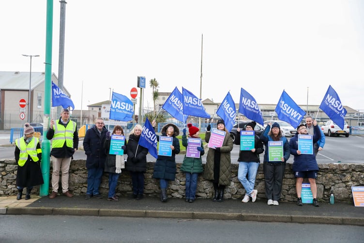 NASUWT Strike Castle Rushen High School. Photo by Callum Staley (CJS Photography)