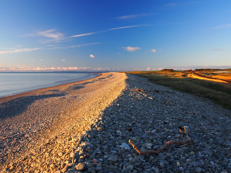A stunning winter’s afternoon on Tywyn beach, photographed by Margaret Pugnet