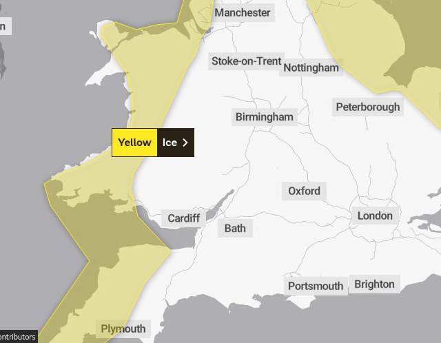 Season’s grittings! Highways England prepares roads for icy conditions