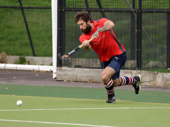 Stu Morhall injects from the short corner