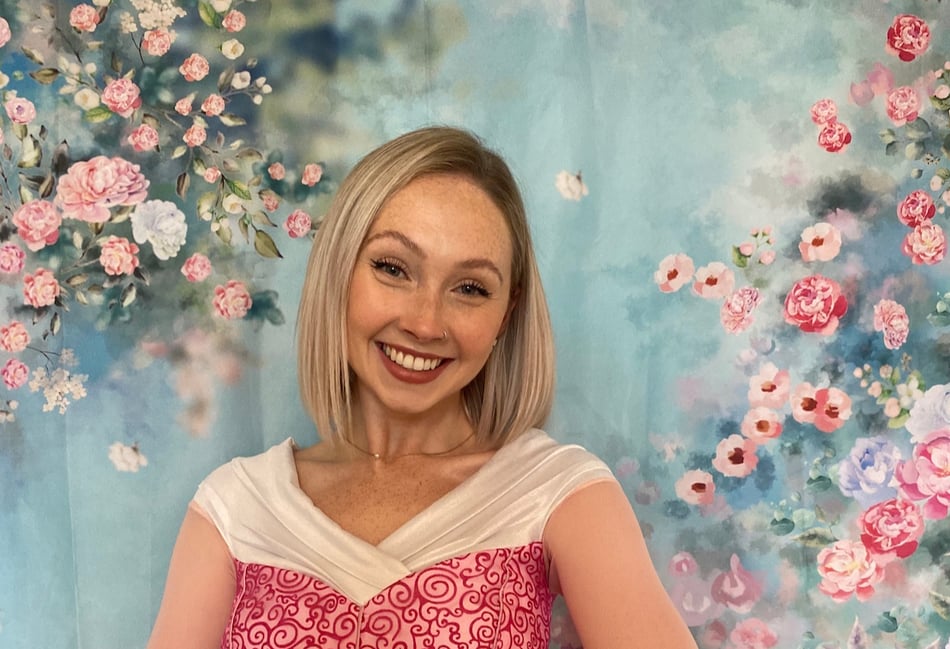 <p>Hannah Evans as Princess Aurora</p>