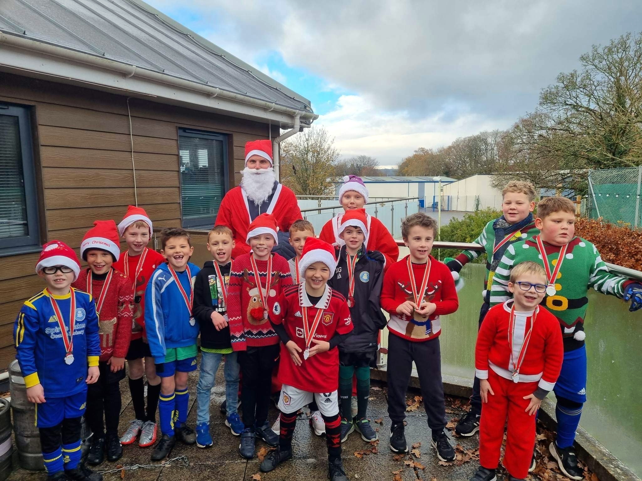 Okey Argygle Under 8s with coach Tim Stevens