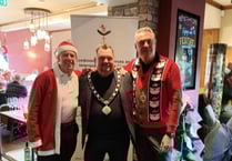 Mayor joins veterans for Christmas lunch