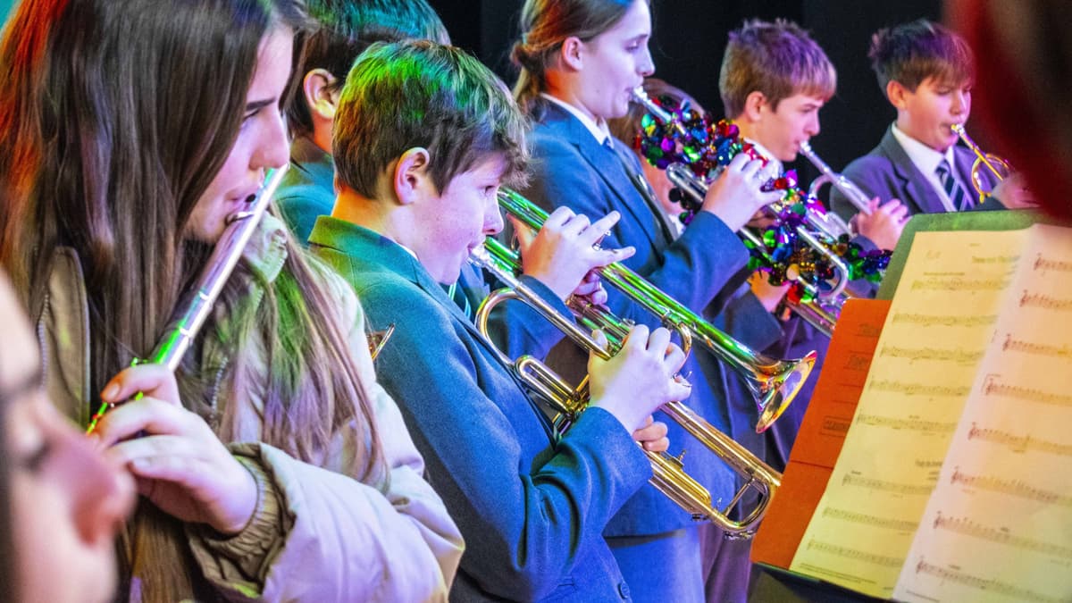 Ysgol Greenhill Tenby musicians step into Christmas at concert to be