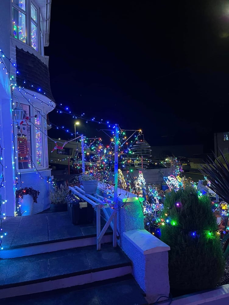 Livsey Christmas lights