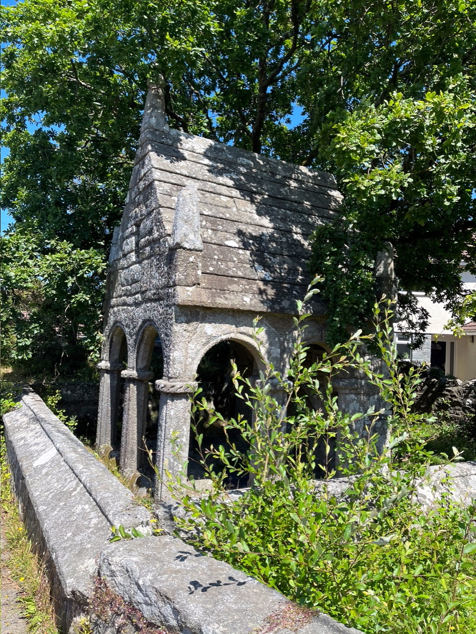 St Cleer's Well, a Scheduled Ancient Monument near Liskeard comprising a medieval holy well and wayside cross