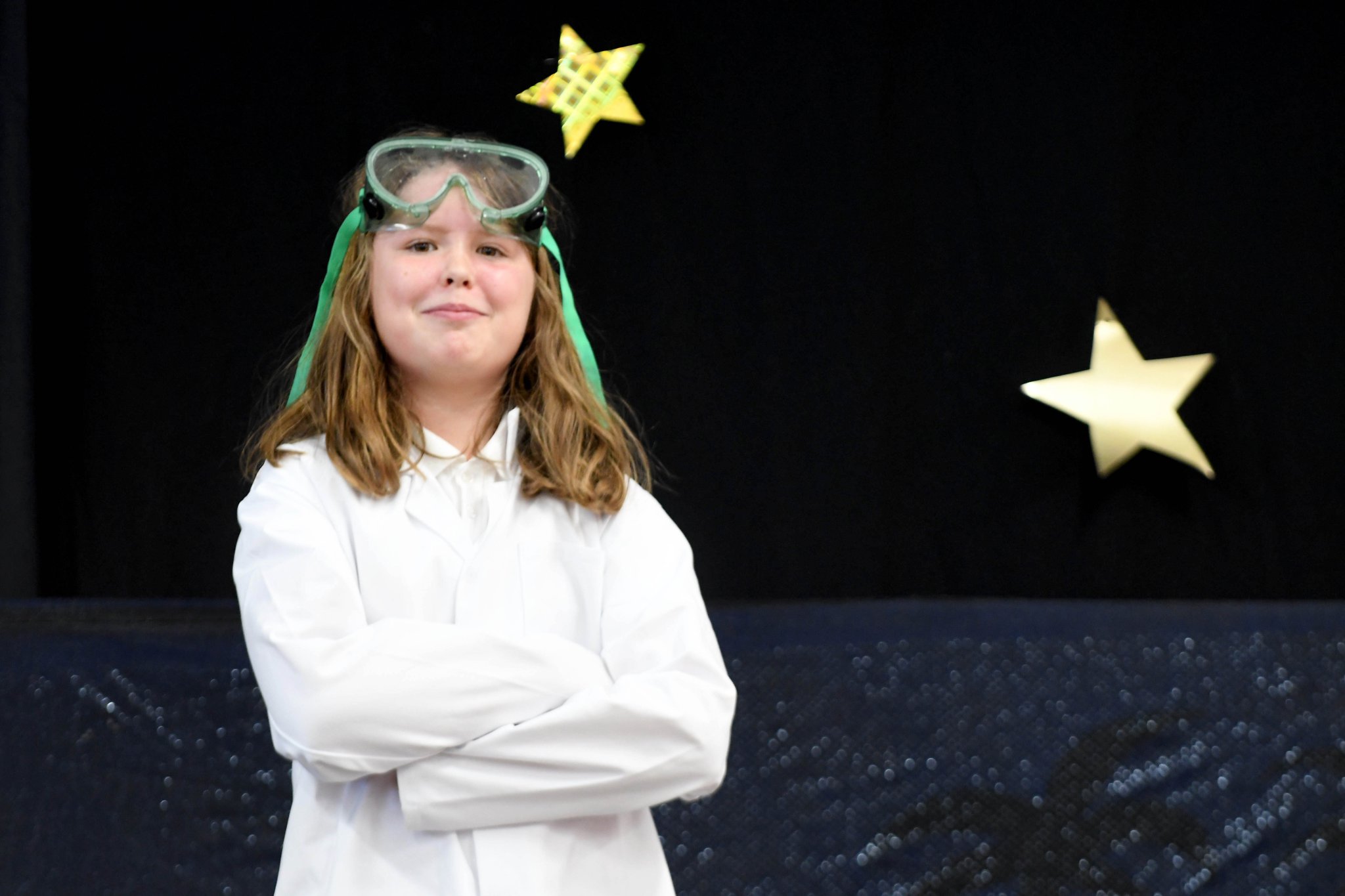 Little Stars 2022: Ashley Hill Years 5 and 6 presents the James Bond-themed 'Christmas Never Dies'
