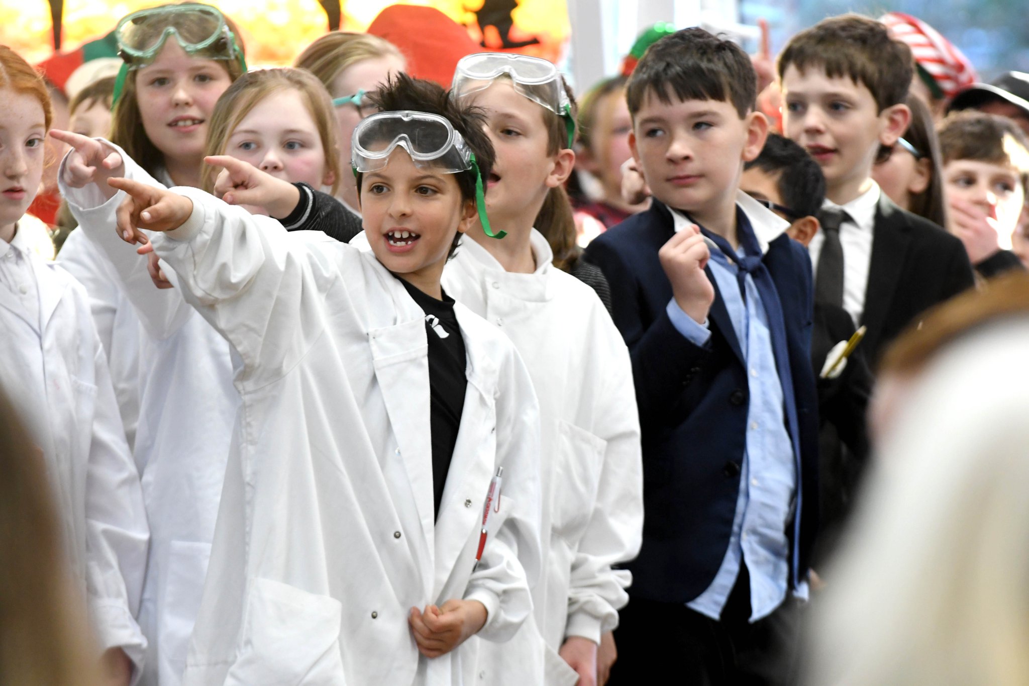 Little Stars 2022: Ashley Hill Years 5 and 6 presents the James Bond-themed 'Christmas Never Dies'