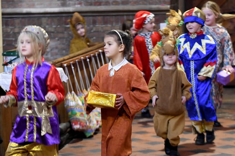 Little Stars 2022: Kewaigue school reception, Year 1 and Year 2 present ‘Whoops-a-daisy Angel’ at Braddan Church