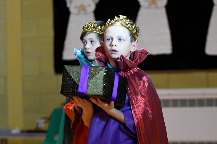Little Stars 2022: Dhoon school presents ‘The Fireside Nativity'