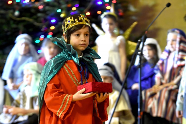 Little Stars 2022: Dhoon school presents ‘The Fireside Nativity'