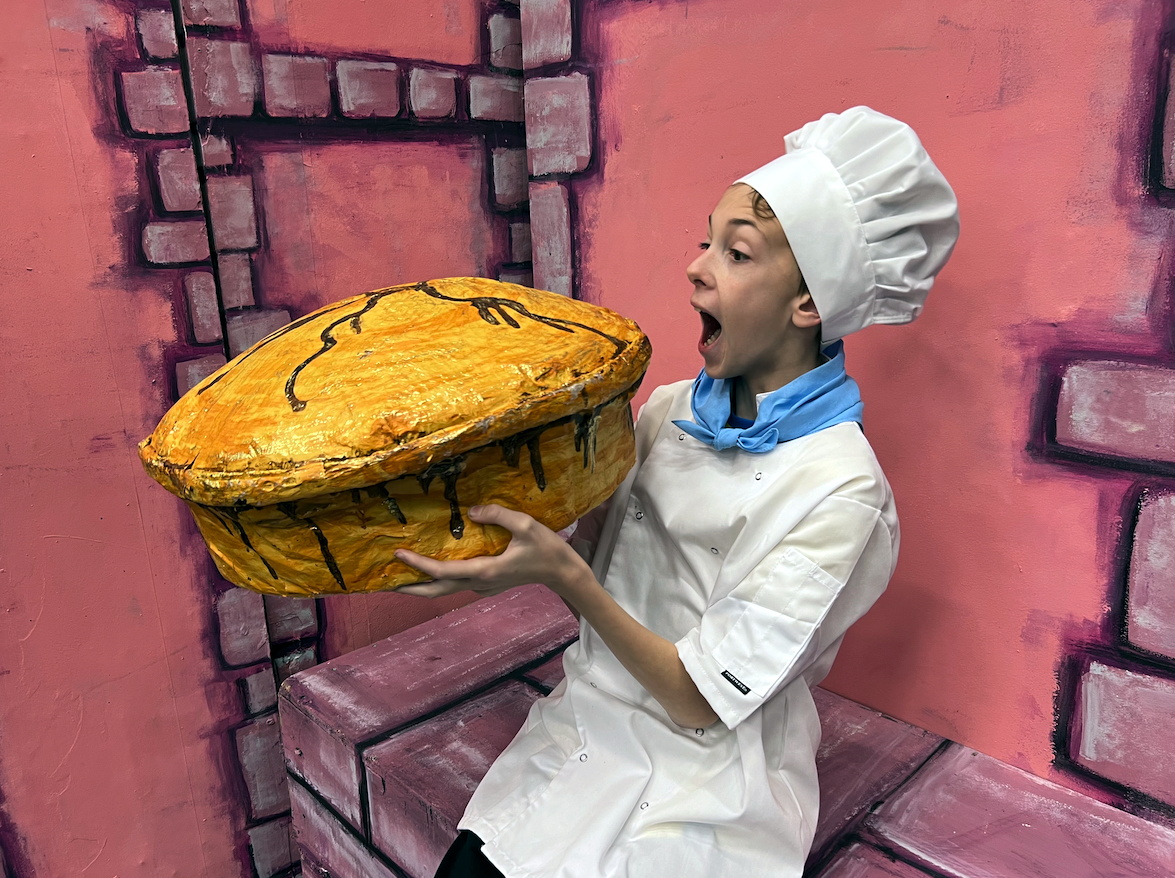 Teignmouth Players’ Louie Robb – Slumber, Karen Allen – Boring Alice, Andy Killen – Dame Trotty Tumkin, John Evans – the Postman.