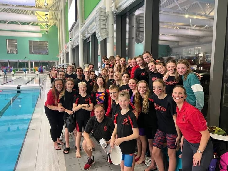 Farnham Swimming Club need your help