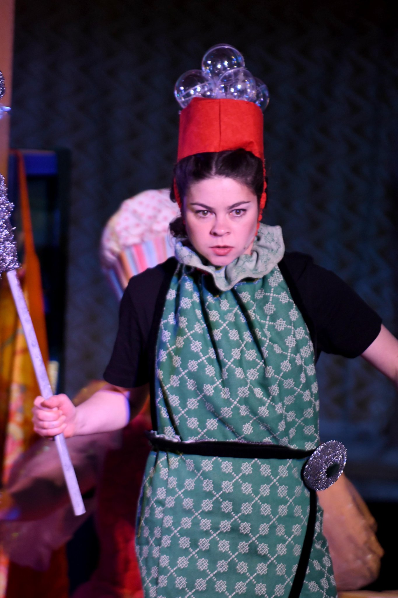 Hello Little People present their two-woman pantomime ‘Beauty and the Yeast’ at Noa Bakehouse -