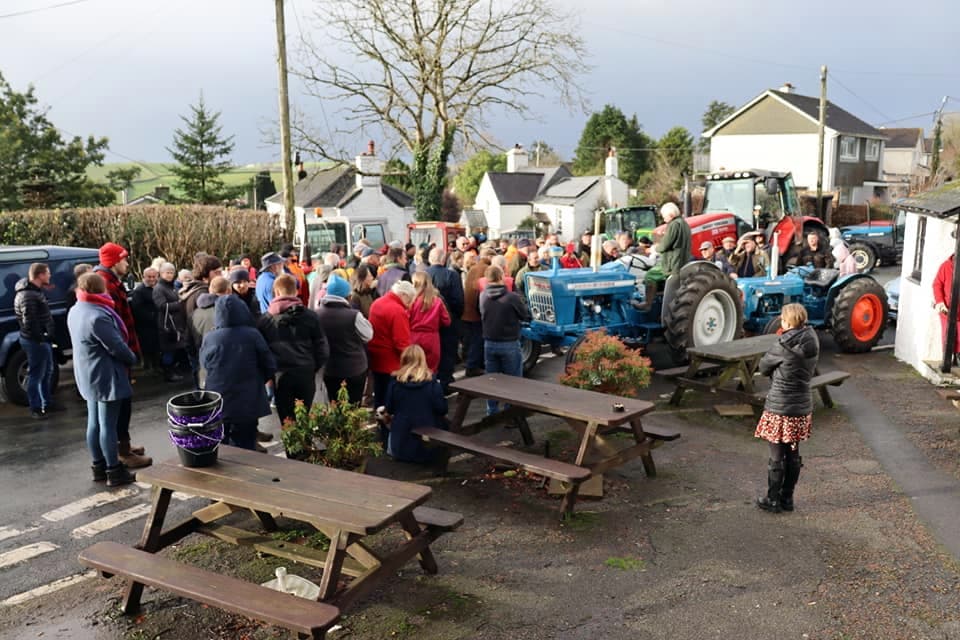 Tractor run in aid of charity | cornish-times.co.uk 