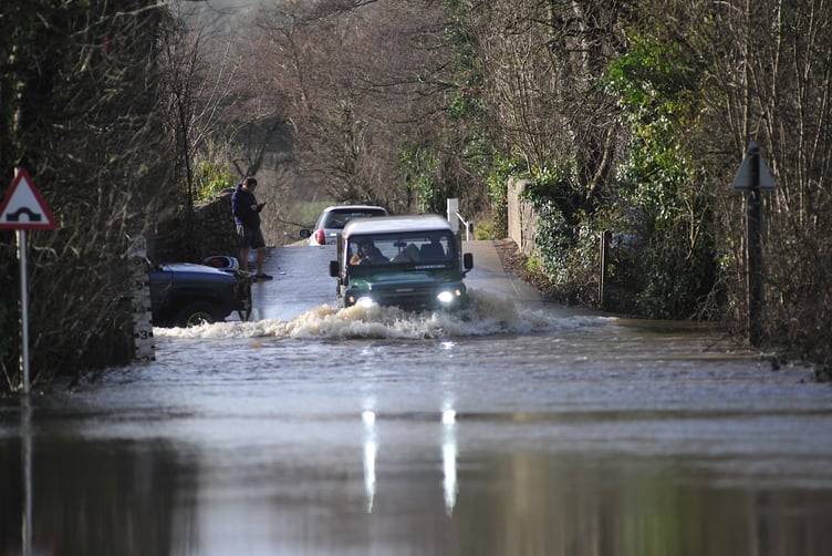 Flooding at Kingsteignton Photo: Steve Pope MDA070123A_SP003