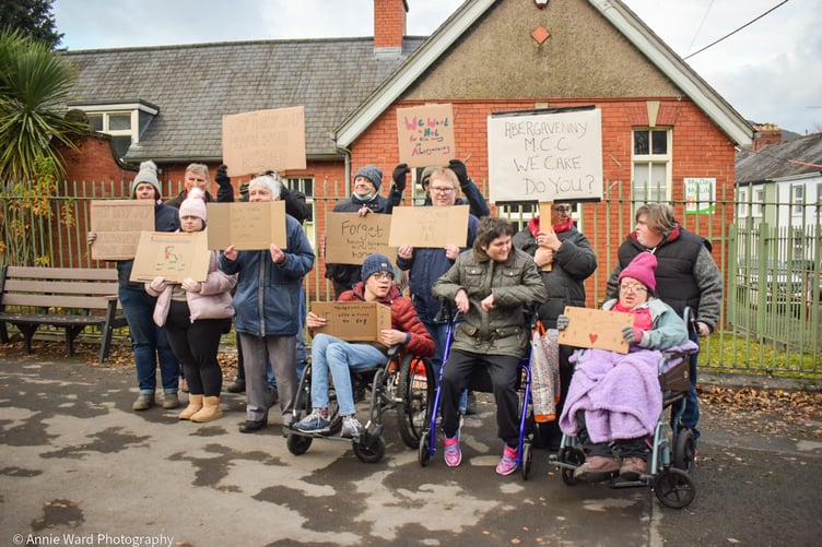 Protest at Tudor Street