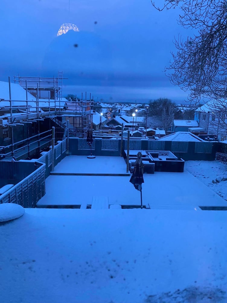 Snowfall pictured from the Rock Inn, Roche