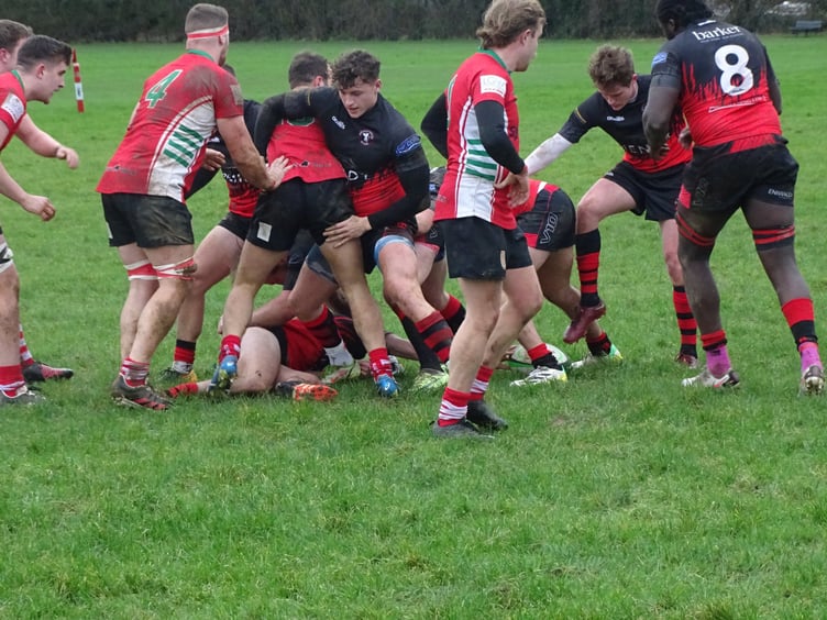 Petersfield defend a ruck