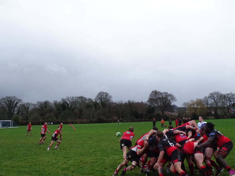 Will Cross starts a Petersfield attack from an attacking scrum
